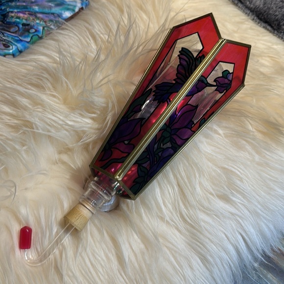 Window hummingbird feeder stained glass.   2 - Picture 12 of 15